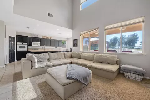 Other - 1114 Paradise Dr, Lemoore, CA 93245 photo 5 of 14