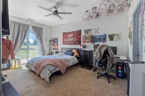 Bedroom - 1114 Paradise Dr, Lemoore, CA 93245 photo 1 of 8