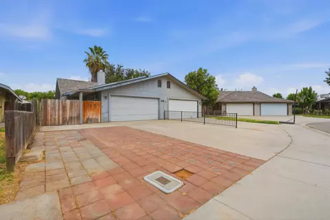 Exterior - 1415 Harris Ct, Fowler, CA 93625 photo 1 of 4