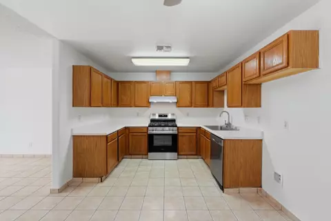 Kitchen - 1415 Harris Ct, Fowler, CA 93625 photo 1 of 3