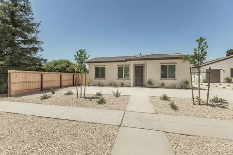 2331 N Arthur Ave, Fresno, CA 93705