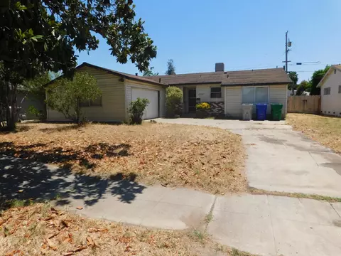 1300 Tamarack Ave, Atwater, CA 95301