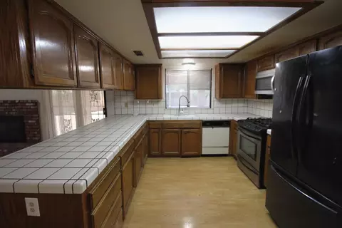 Kitchen - 1310 Filbert Ave, Clovis, CA 93611 photo 1 of 1