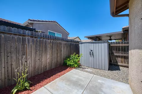 Exterior - 3140 Redington Ave, Clovis, CA 93619 photo 4 of 8