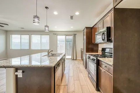 Kitchen - 3140 Redington Ave, Clovis, CA 93619 photo 2 of 3