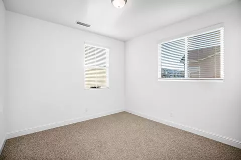 Bedroom - 1807 Las Rosas Ave, Clovis, CA 93619 photo 7 of 8