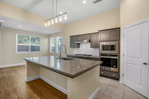 Kitchen - 1807 Las Rosas Ave, Clovis, CA 93619 photo 1 of 5