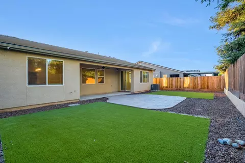 Exterior - 1807 Las Rosas Ave, Clovis, CA 93619 photo 7 of 8