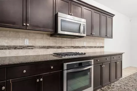 Kitchen - 1523 N Reunion Way, Clovis, CA 93619 photo 4 of 4