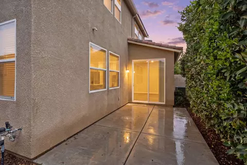 Exterior - 1523 N Reunion Way, Clovis, CA 93619 photo 8 of 13