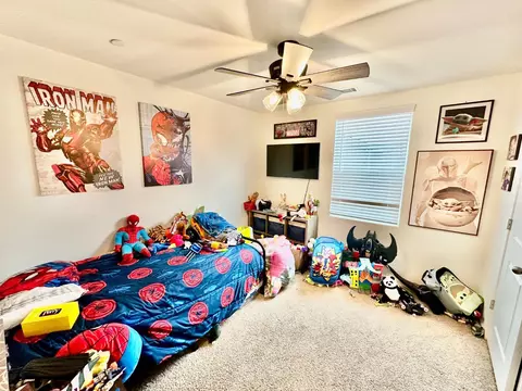 Bedroom - 905 Wishon Ave W, Madera, CA 93636 photo 5 of 5