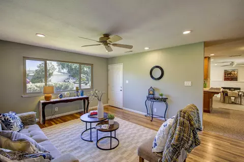 Living - 514 W San Gabriel Ave, Clovis, CA 93612 photo 3 of 3