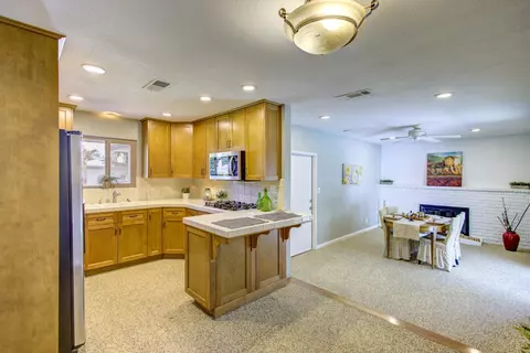 Kitchen - 514 W San Gabriel Ave, Clovis, CA 93612 photo 1 of 4
