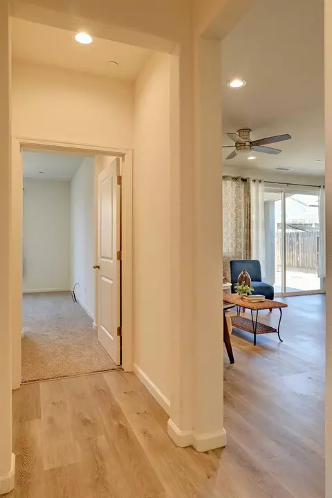 Entry Way - 4049 San Jose Ave, Clovis, CA 93619 photo 2 of 3