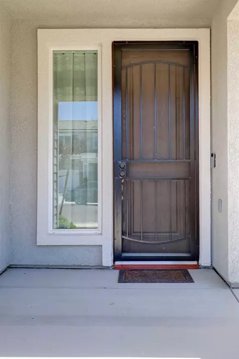 Entry Way - 4049 San Jose Ave, Clovis, CA 93619 photo 3 of 3