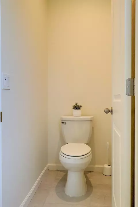 Bath - 4049 San Jose Ave, Clovis, CA 93619 photo 6 of 6