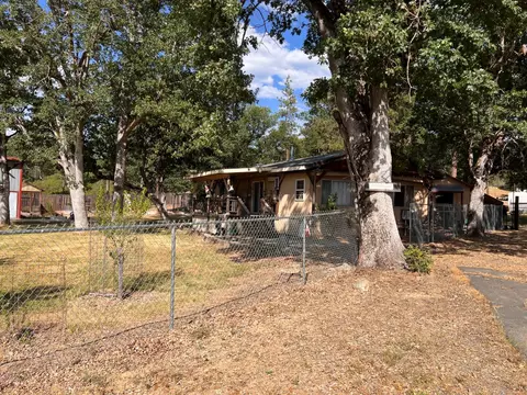 70 N Oak Ave, Hayfork, CA 96041 photo 9