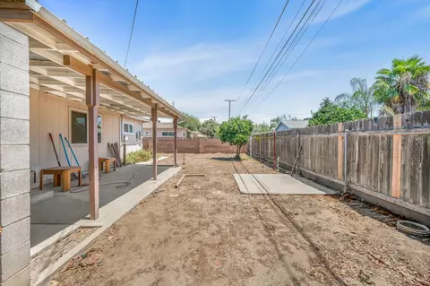 Exterior - 1439 Gary St, Selma, CA 93662 photo 5 of 5