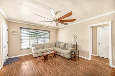 Living - 1439 Gary St, Selma, CA 93662 photo 1 of 2