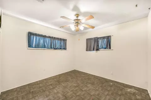 Bedroom - 1439 Gary St, Selma, CA 93662 photo 3 of 3
