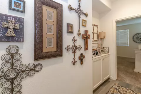 Entry Way - 3971 Saginaw Ave, Clovis, CA 93619 photo 3 of 3