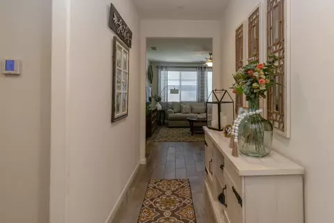 Entry Way - 3971 Saginaw Ave, Clovis, CA 93619 photo 1 of 3