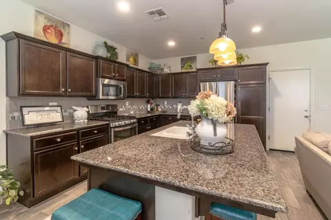 Kitchen - 3971 Saginaw Ave, Clovis, CA 93619 photo 2 of 4
