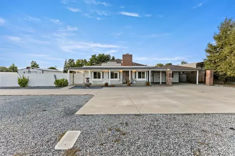 4733 E Richert Ave, Fresno, CA 93726