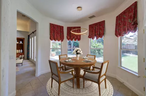 Dining - 274 W Lester Ave, Clovis, CA 93619 photo 1 of 2