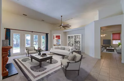Living - 274 W Lester Ave, Clovis, CA 93619 photo 5 of 14