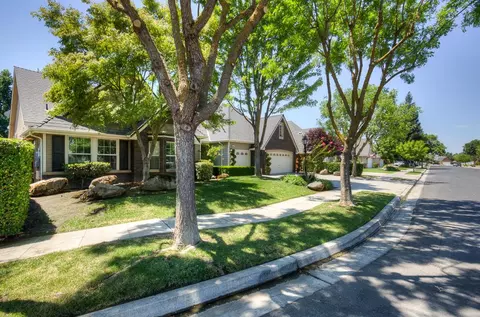 Other - 274 W Lester Ave, Clovis, CA 93619 photo 2 of 13