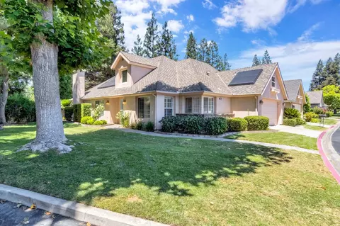 3003 W Wellington Ln, Fresno, CA 93711