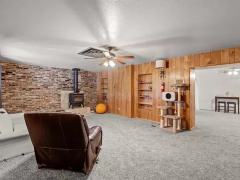 Living - 16150 E Mckinley Ave, Sanger, CA 93657 photo 4 of 5