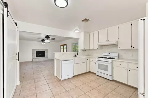 Kitchen - 873 S 12th St, Kerman, CA 93630 photo 2 of 3