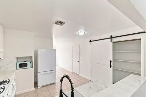 Entry Way - 873 S 12th St, Kerman, CA 93630 photo 1 of 2