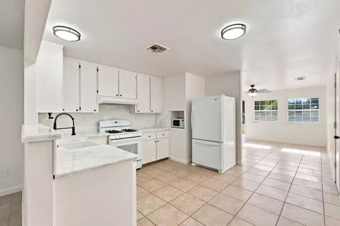 Kitchen - 873 S 12th St, Kerman, CA 93630 photo 1 of 3