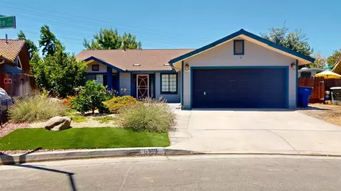 6189 N Cleo Ave, Fresno, CA 93722
