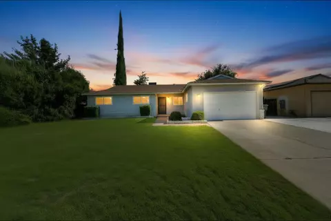 1767 Gettysburg Ave, Clovis, CA 93611