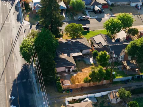 View/Area - 601 Williams Ave, Madera, CA 93637 photo 3 of 5