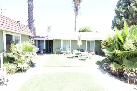 Exterior - 1058 Pierce Dr, Clovis, CA 93612 photo 2 of 5