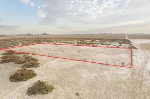 10 Jackson, Lemoore, CA 93245 photo 2