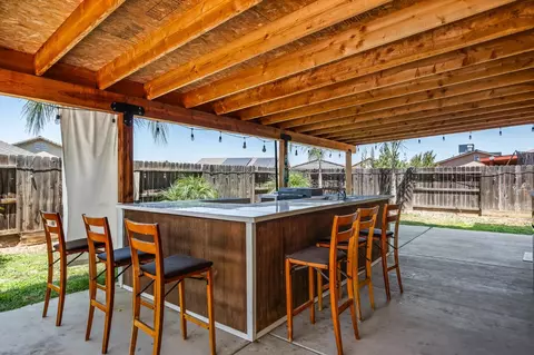 Exterior - 1751 Mitchell St, Selma, CA 93662 photo 5 of 6