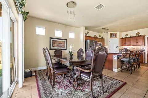 Dining - 1751 Mitchell St, Selma, CA 93662 photo 2 of 3