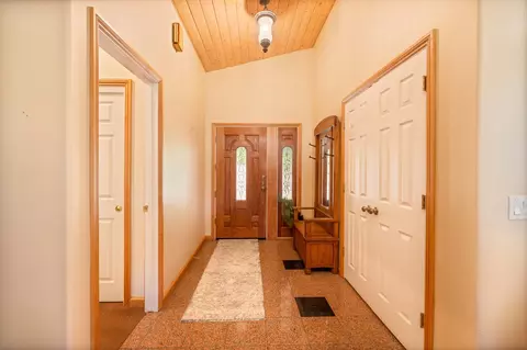 39964 N Cedar Vista Cir, Bass Lake, CA 93604