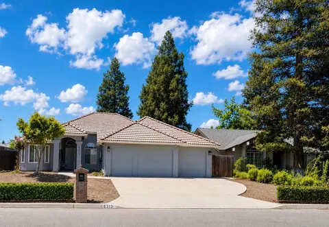6313 N Gentry Ave, Fresno, CA 93711