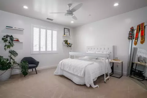 Bedroom - 13212 E Shaw Ave, Sanger, CA 93657 photo 4 of 5