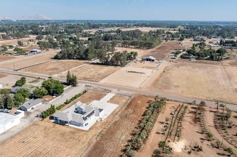 View/Area - 13212 E Shaw Ave, Sanger, CA 93657 photo 1 of 7