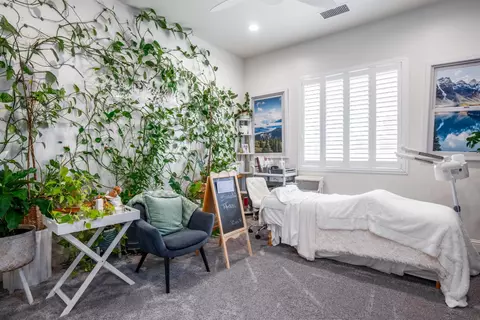 Bedroom - 13212 E Shaw Ave, Sanger, CA 93657 photo 5 of 5