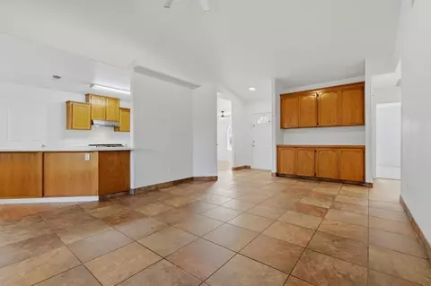 Living - 942 Boxwood Ln, Lemoore, CA 93245 photo 5 of 8