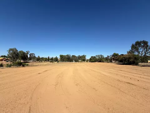 1 Brookhill Rd, Madera, CA 93636 photo 2